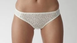 Poirier Kanten String Bruid 3127